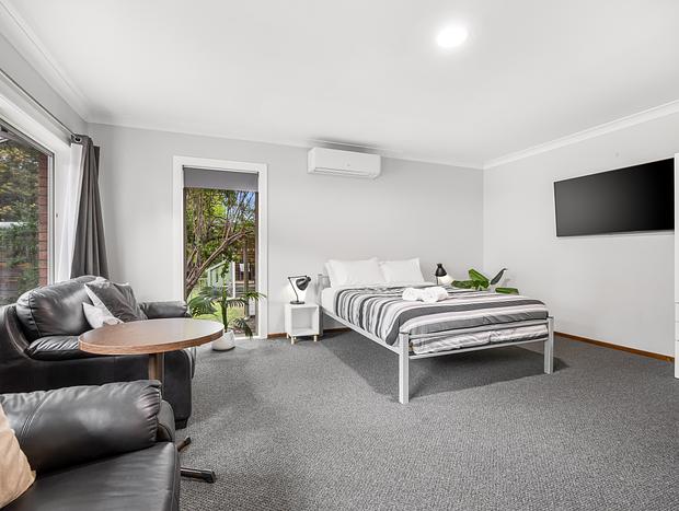 Photo 8 for Kangaroo House