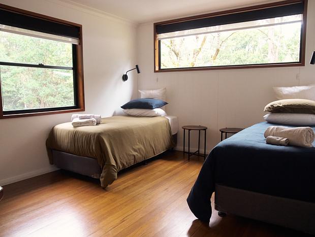 Photo 11 for Spacious forest retreat