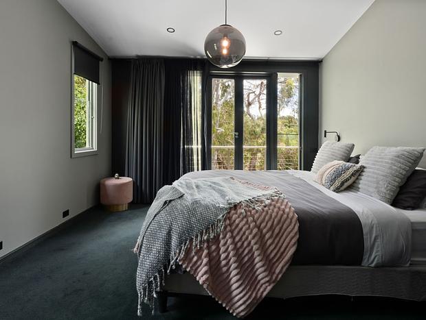 Photo 4 for Daylesford Lakefront Escape - Spa, King Bed & Fireplace
