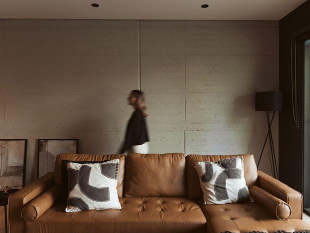 Photo 24 for Daylesford Lakefront Escape - Spa, King Bed & Fireplace