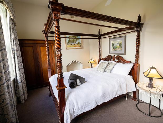 Photo 6 for The Residence of Mackenzie Quarters