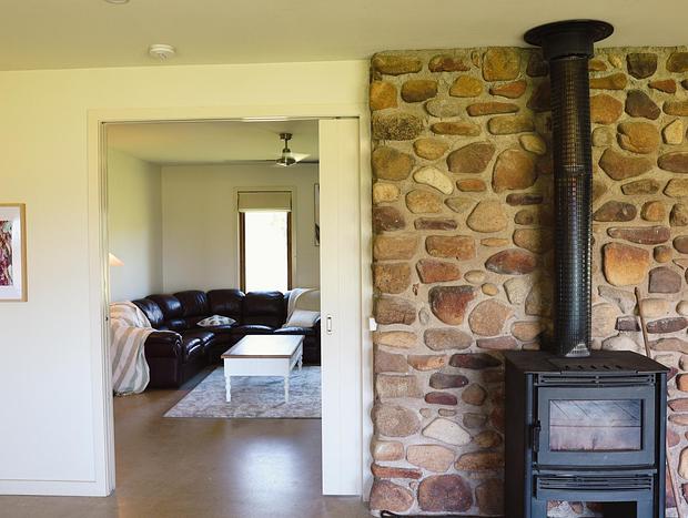 Photo 5 for Red Gum Retreat - A Peaceful Country Escape