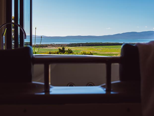 Photo 14 for Spa cabin with jaw dropping views