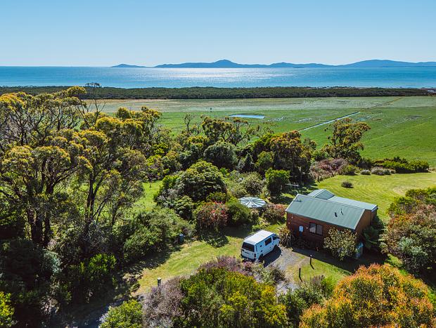 Photo 31 for Spa cabin with jaw dropping views