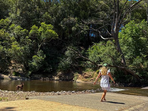 Photo 46 for Jolly Jumbuck- Stillness in Kangaroo Valley
