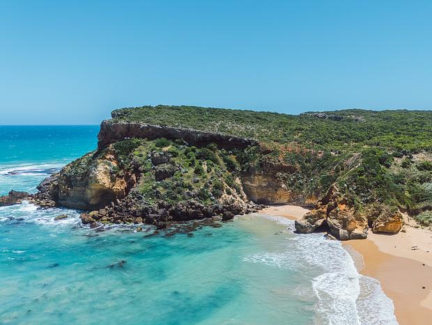 Photo 2 for Caves & Explore at Childers Cove