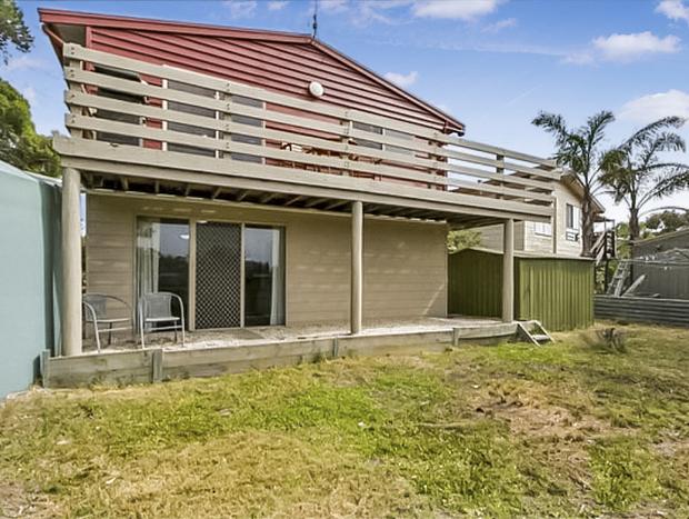 Photo 22 for Modern Lakeside Escape, Beach & Park Views