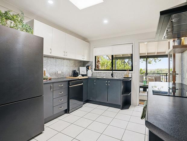 Photo 20 for Absolute Lakefront | Designer-Renovated | Sleeps 10 | 2 Living Areas