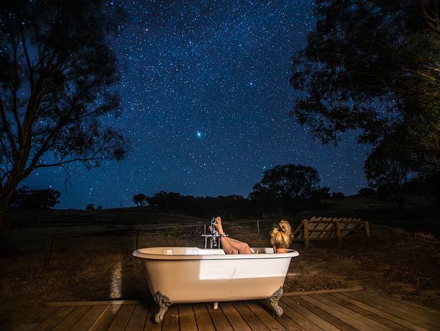 Photo 2 for Bath Tub Star Gazing