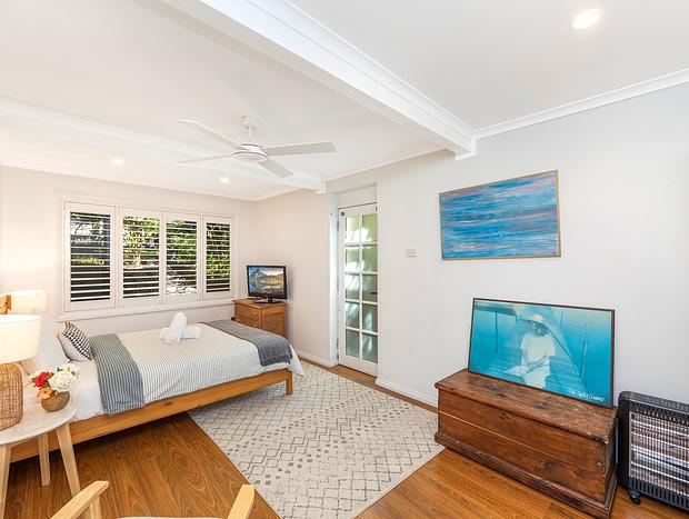 Photo 24 for Indys Beach House