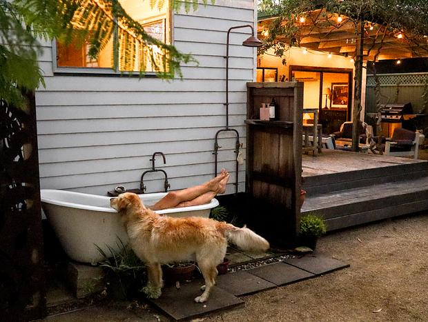 Photo 10 for Outdoor Baths & Beach Shack Bliss