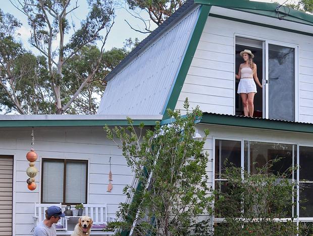 Photo 4 for Outdoor Baths & Beach Shack Bliss