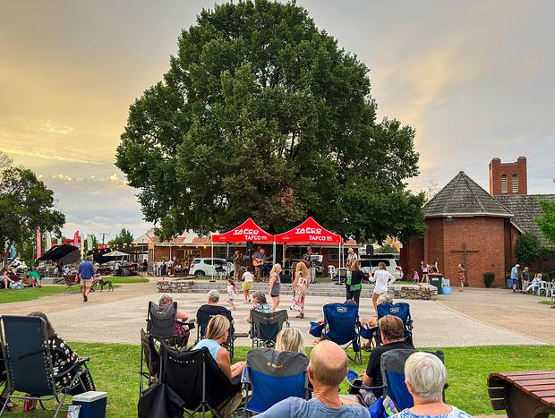 Photo 2 for Myrtleford Summer Series