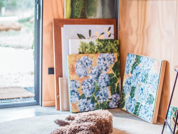 Photo 6 for Flower Painting Workshop