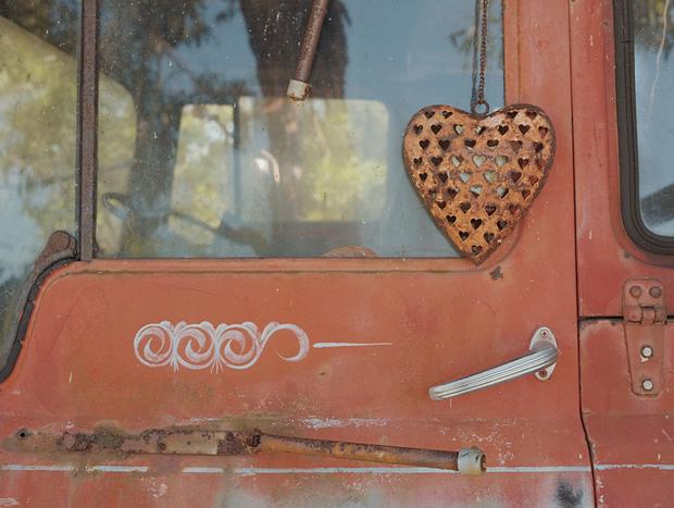 Photo 31 for Off-Grid Magic at Little Red Bedford