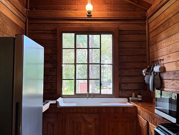 Photo 5 for Rustic Log Cabin Retreat