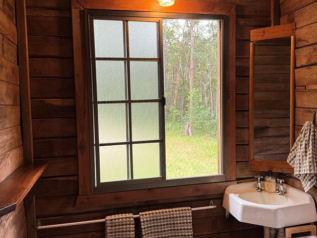 Photo 8 for Rustic Log Cabin Retreat