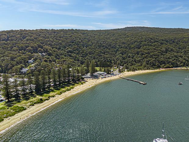 Photo 15 for Patonga Beach House