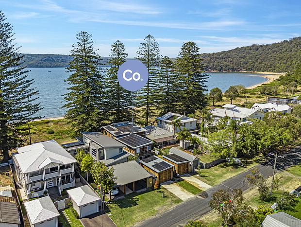 Photo 6 for Patonga Beach House
