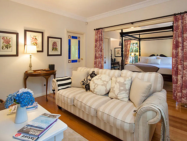 Photo 6 for Garden Cottage at Fern Falls Cottages Mount Dandenong
