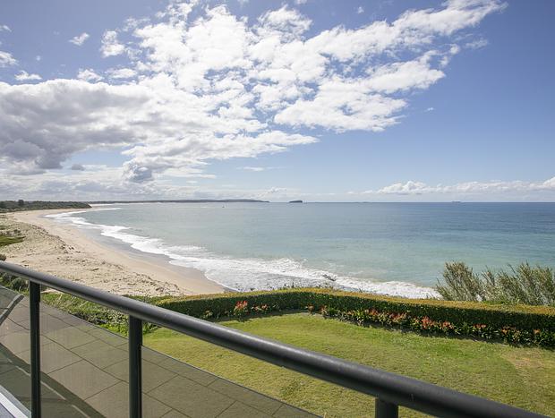 Photo 22 for Aloha Beach Retreat by HolidayCo.