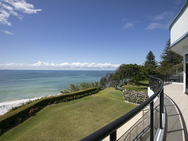 Photo 21 for Aloha Beach Retreat by HolidayCo.