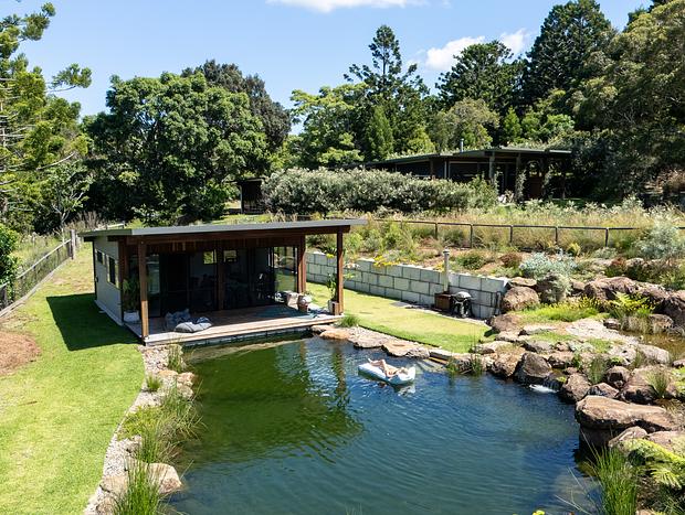 Photo 42 for Dive into rockpool luxury