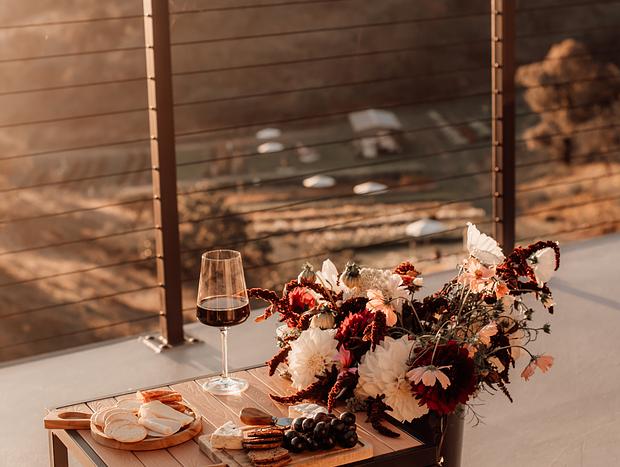 Photo 6 for A sunset villa where romance blooms
