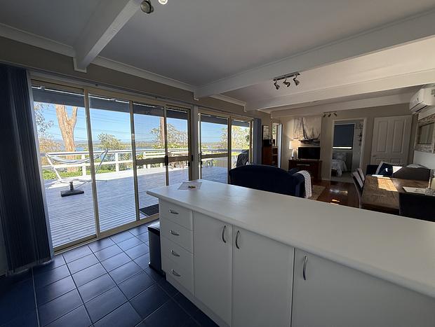 Photo 4 for Lakeview Cottage Green Point