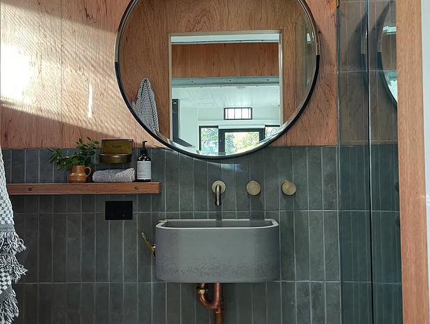 Photo 18 for Sannyside Tiny House