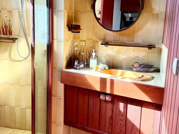 Photo 24 for "CORDUROY" Lake house with sauna + kayaks + fire (2 Bedroom)