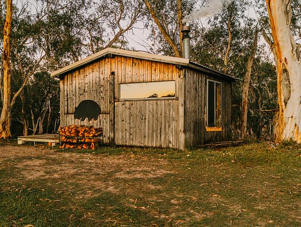 Photo 33 for Off-grid held by nature