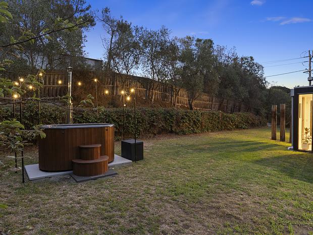 Photo 1 for Fire & Forest Retreat Rye - Outdoor Bath