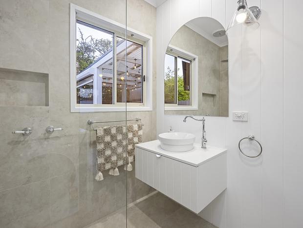 Photo 14 for Coastal Cottage - 200m to Beach & Pet Friendly
