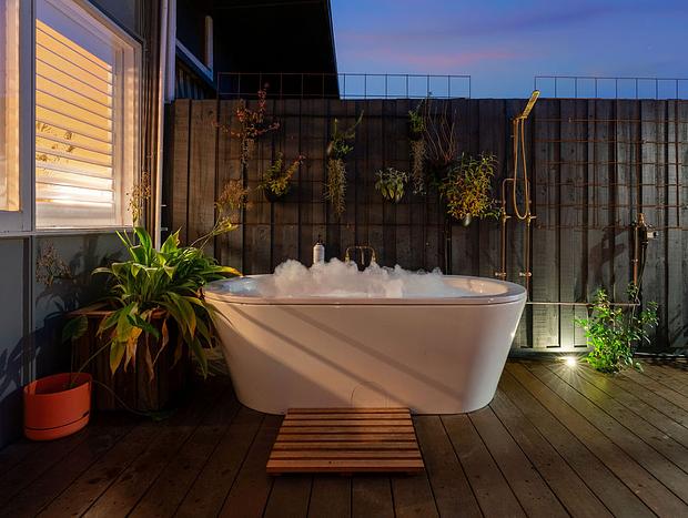 Photo 34 for The Nest | Couples Outdoor Bath + Sauna