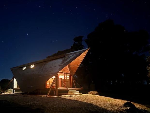 Photo 25 for pc3orange - Off-Grid Reimagined - Luxurious Retreat