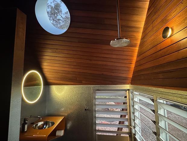 Photo 26 for pc3orange - Off-Grid Reimagined - Luxurious Retreat