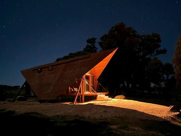 Photo 29 for pc3orange - Off-Grid Reimagined - Luxurious Retreat