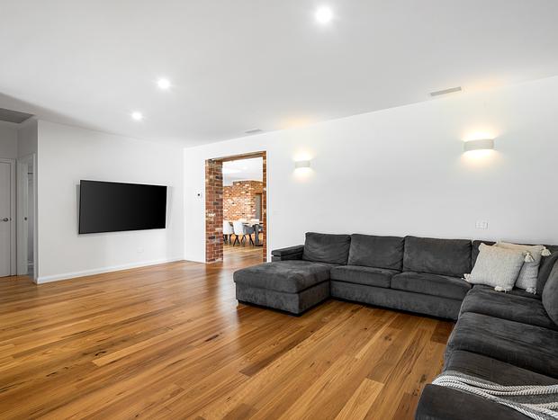 Photo 12 for Luxury Bellbrae Retreat with Pool, Spa & 12 Guests