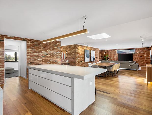 Photo 6 for Luxury Bellbrae Retreat with Pool, Spa & 12 Guests