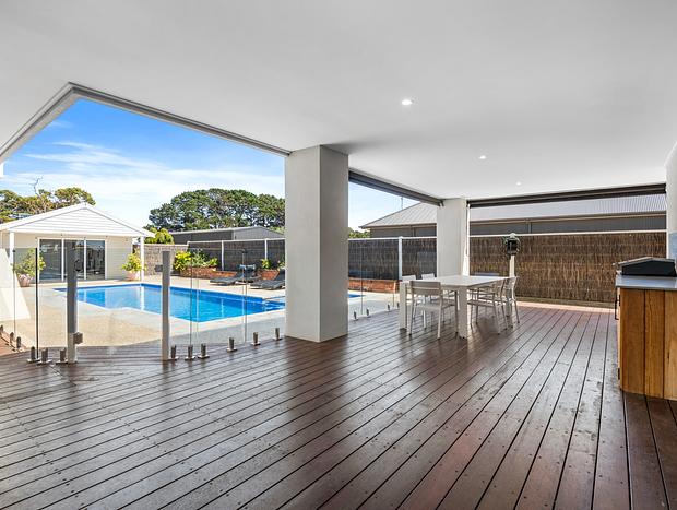 Photo 29 for Luxury Bellbrae Retreat with Pool, Spa & 12 Guests