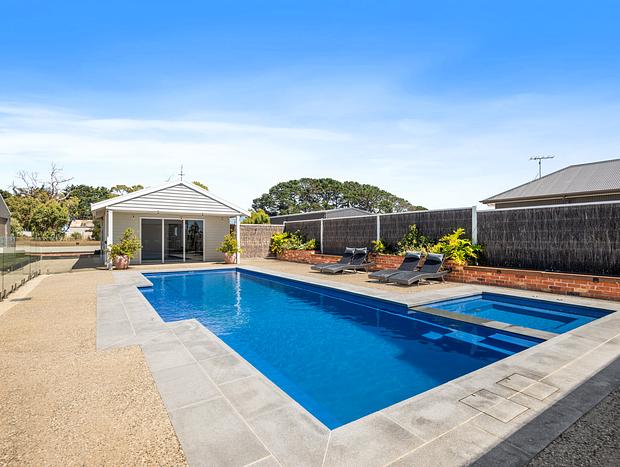 Photo 28 for Luxury Bellbrae Retreat with Pool, Spa & 12 Guests