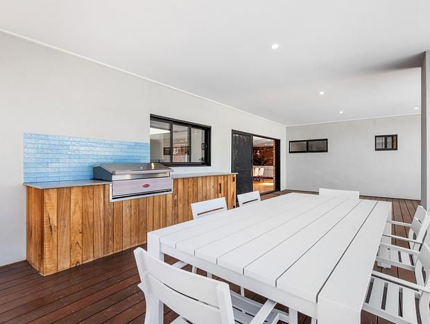 Photo 21 for Luxury Bellbrae Retreat with Pool, Spa & 12 Guests