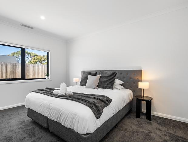 Photo 14 for Luxury Bellbrae Retreat with Pool, Spa & 12 Guests