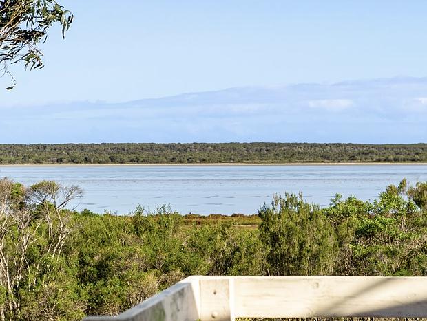 Photo 50 for Modern Lakeside Escape, Beach & Park Views