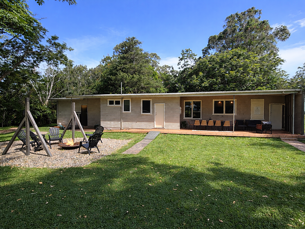 Photo 4 for Cozy Coastal Retreat -16+ Ppl, Farm Views & Fire Pit