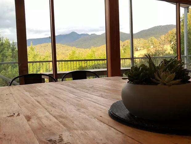 Photo 8 for Surf to Mountain Retreat