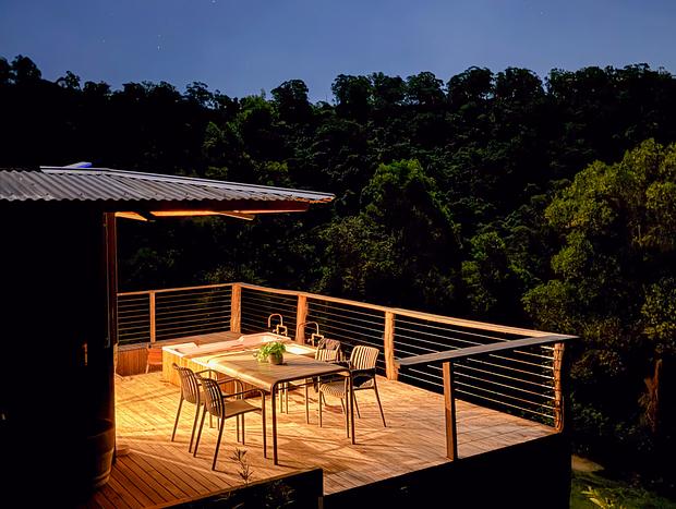 Photo 29 for Twin Tubs In The Treetops