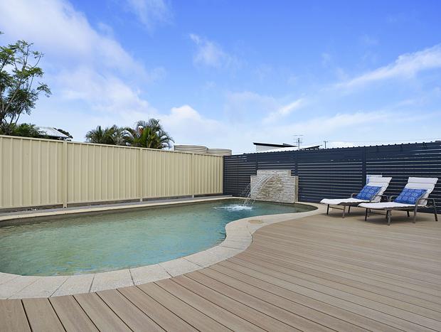 Photo 20 for Poolside Family Retreat by HolidayCo