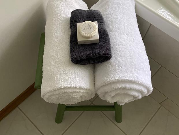Photo 8 for Romantic Botanica Retreat – A Peaceful Hideaway for Two